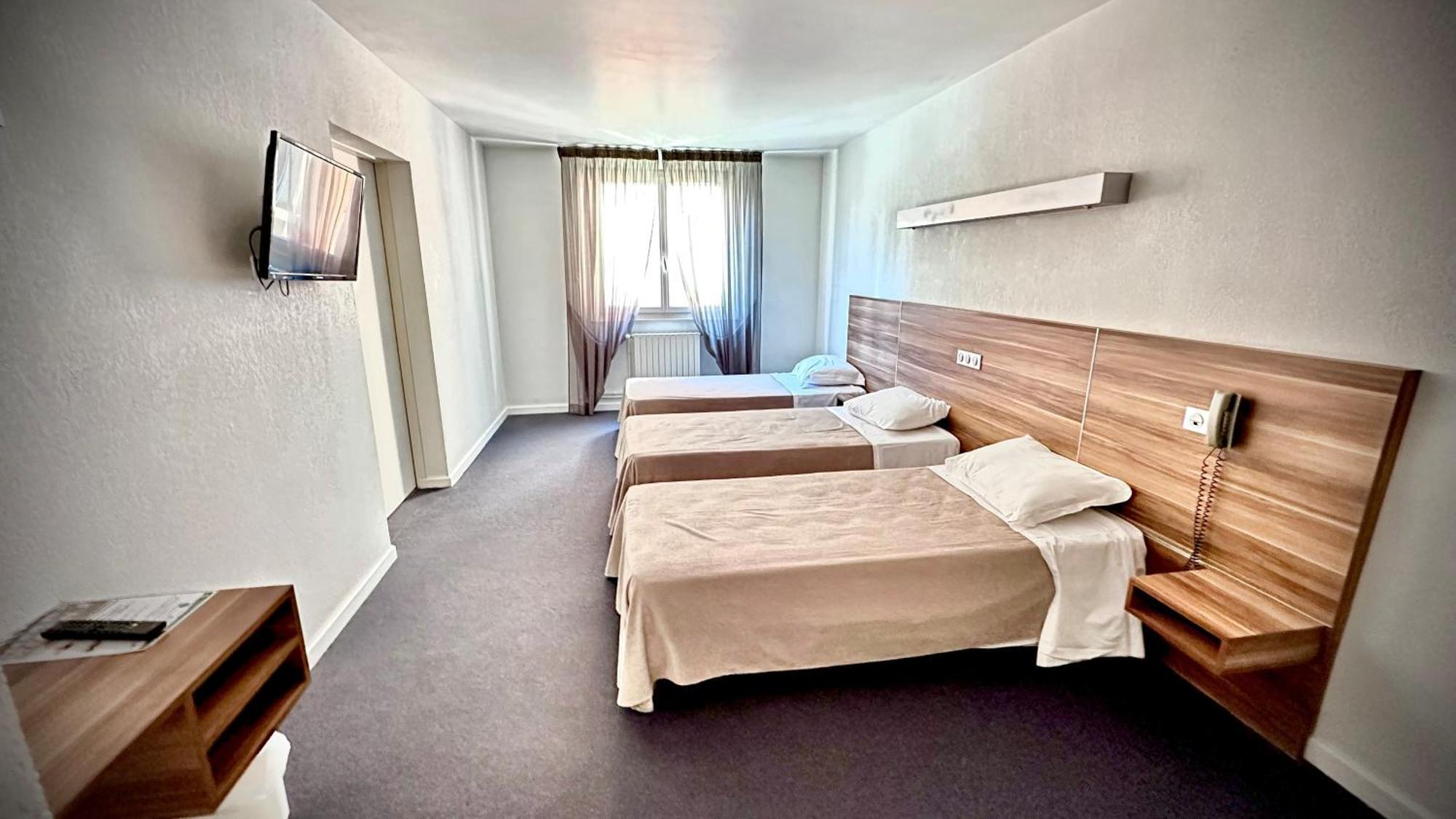 Logis Hotel Restaurant L'Europe Marvejols Kültér fotó