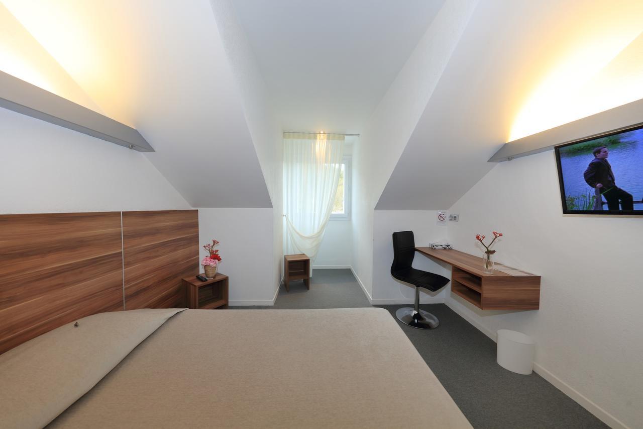 Logis Hotel Restaurant L'Europe Marvejols Kültér fotó