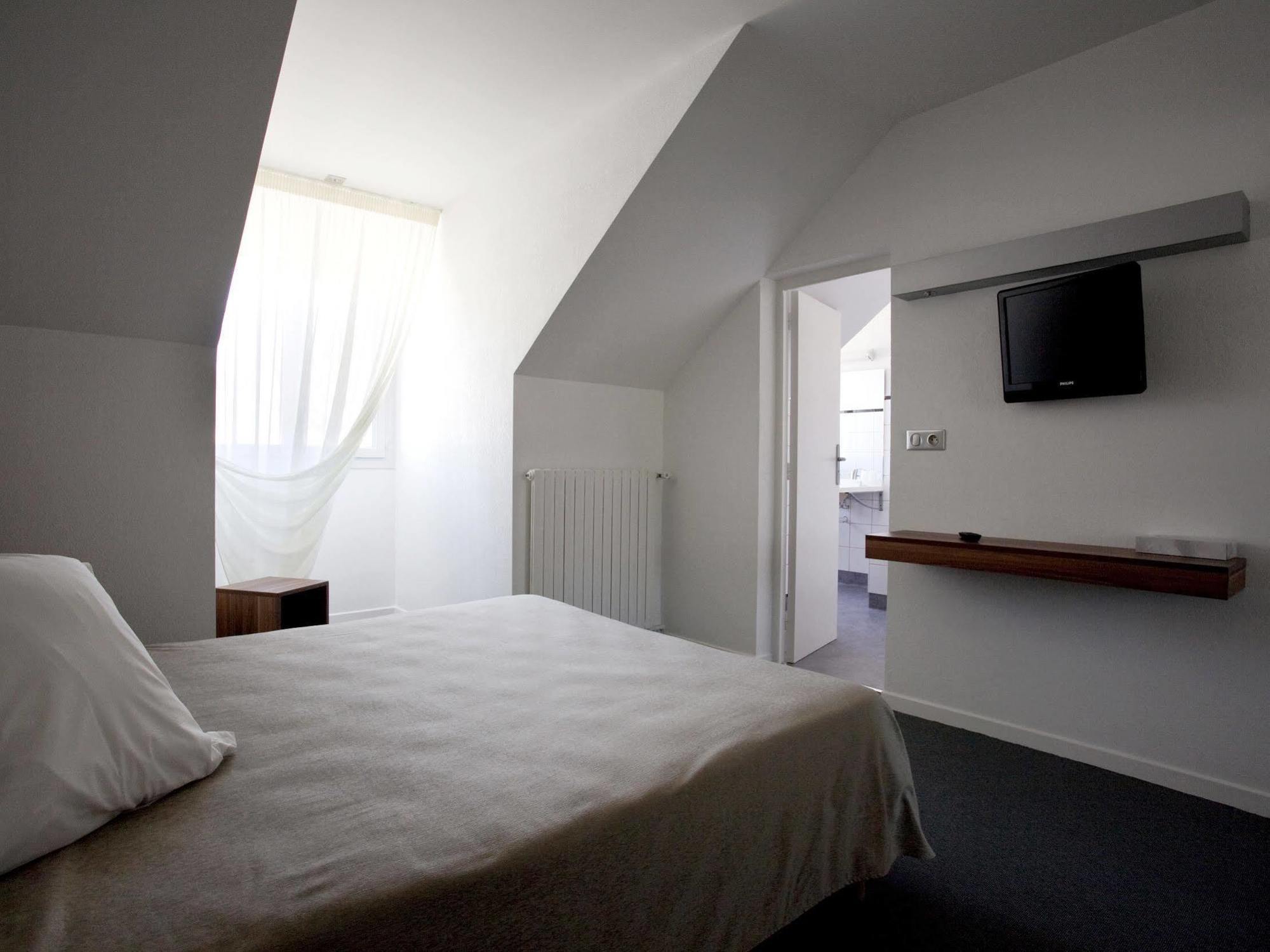 Logis Hotel Restaurant L'Europe Marvejols Kültér fotó